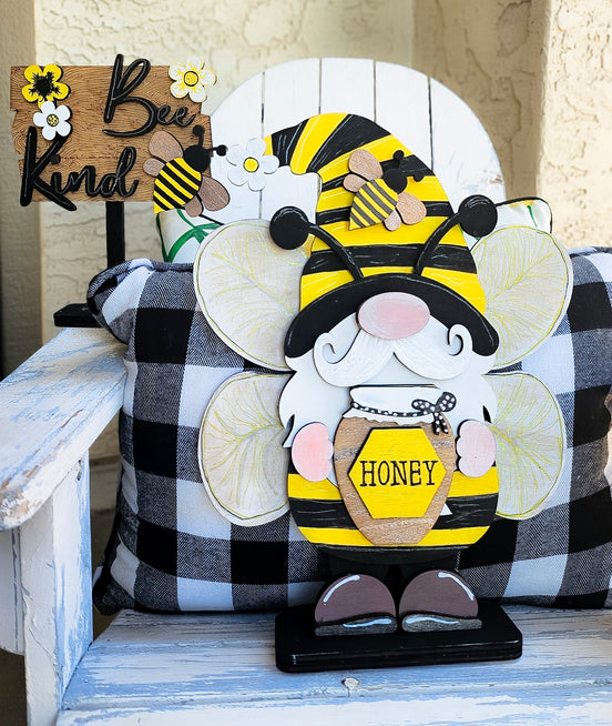 Bee Kind Gnome with Separate Sign