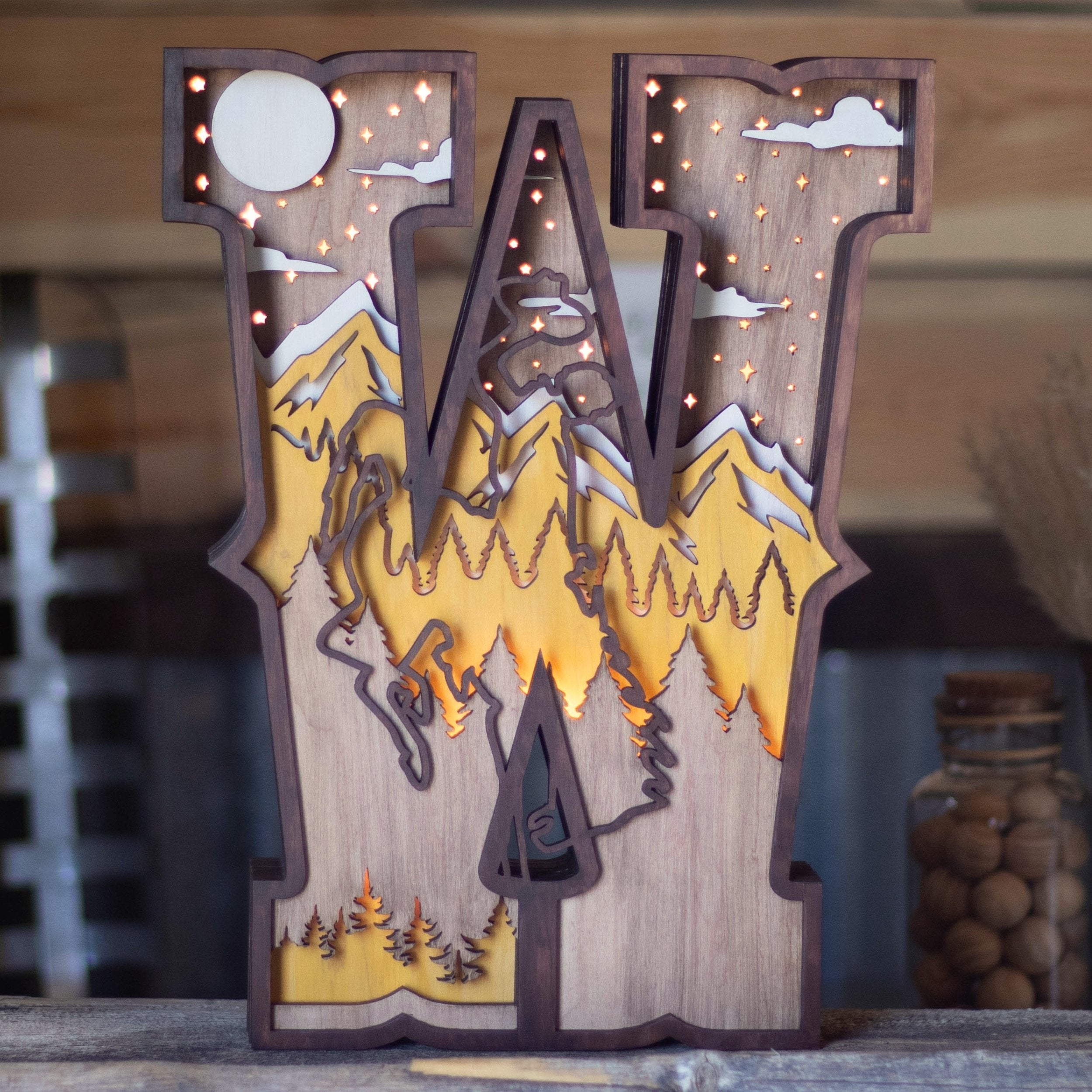 Wyoming Glory – Lighted “W” Mountain Scene
