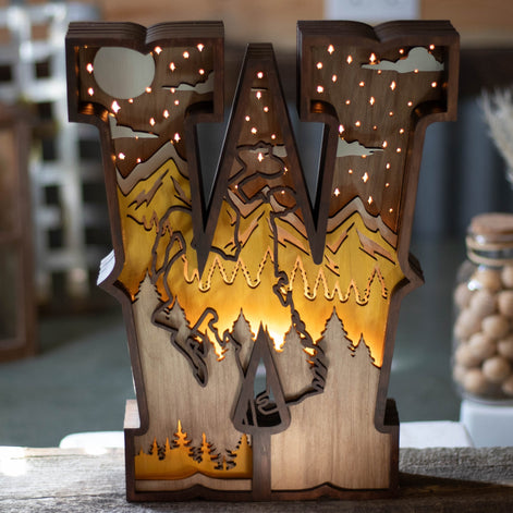 Wyoming Glory – Lighted “W” Mountain Scene