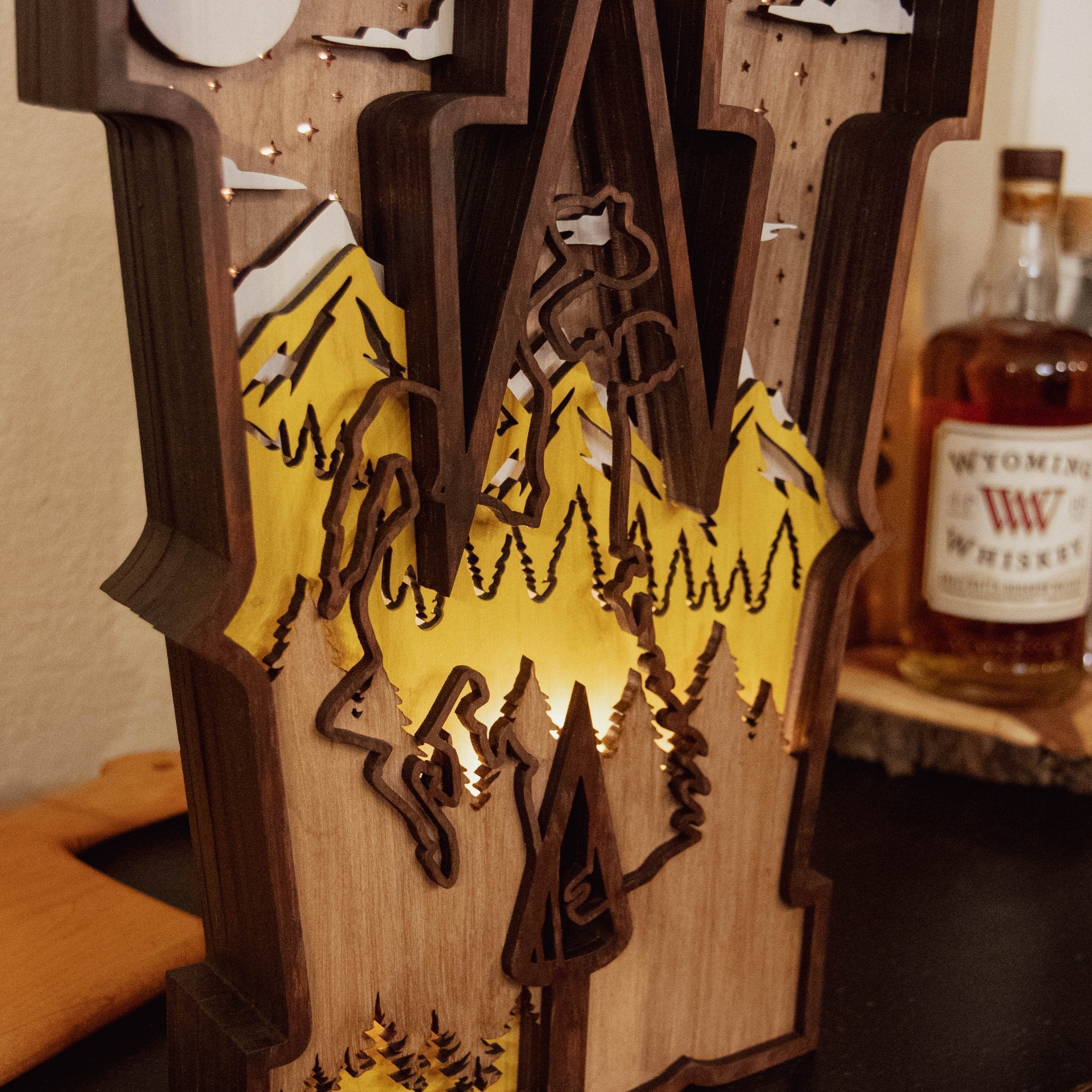 Wyoming Glory – Lighted “W” Mountain Scene